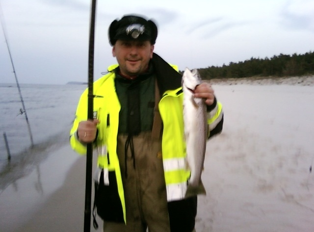 Surfcasting w Dębkach troć_bulwy