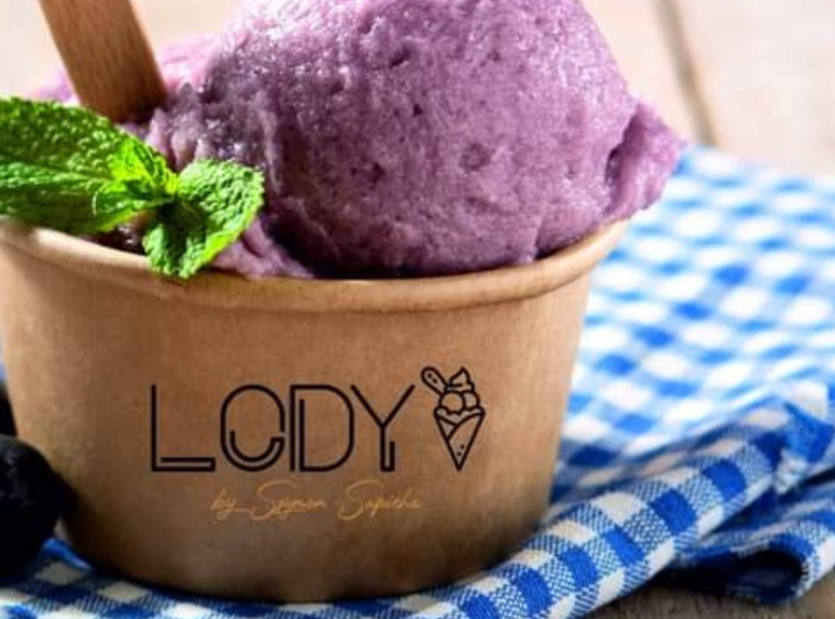 Lody by Szymon Sapieha Dębki  